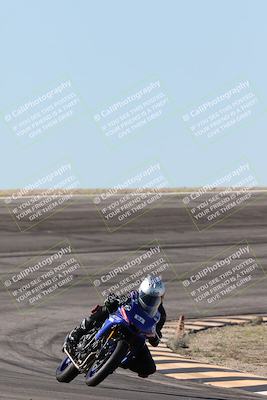 media/Jan-15-2026-Racers Edge (Thu) [[dfebeb70ab]]/3-B Group/Session 2 (Bowl Exit)/